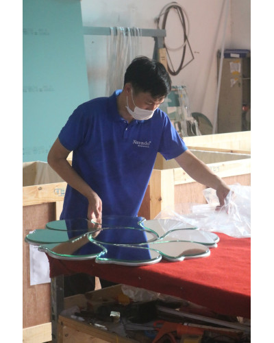 Gương phòng tắm mài vát nghệ thuật NAV104