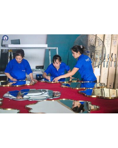 Gương trang trí nội thất nghệ thuật NAV 2142-NT